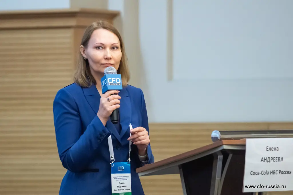 Елена Андреева<br />
Директор Единого центра обслуживания<br />
Coca-Cola HBC Россия 2. Andreeva.jpg